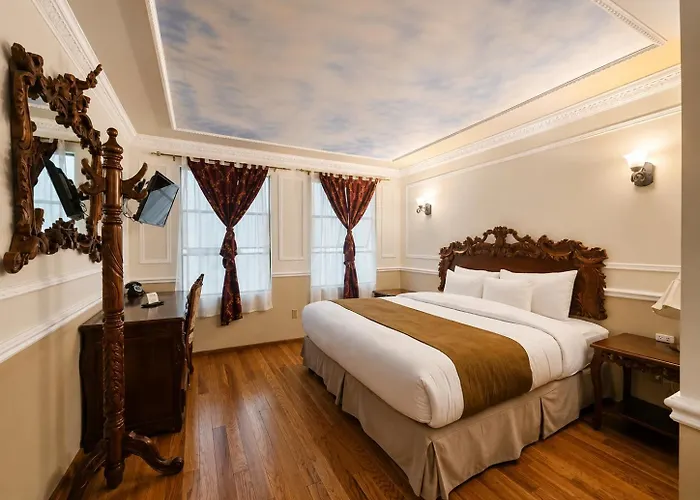 Colonial House